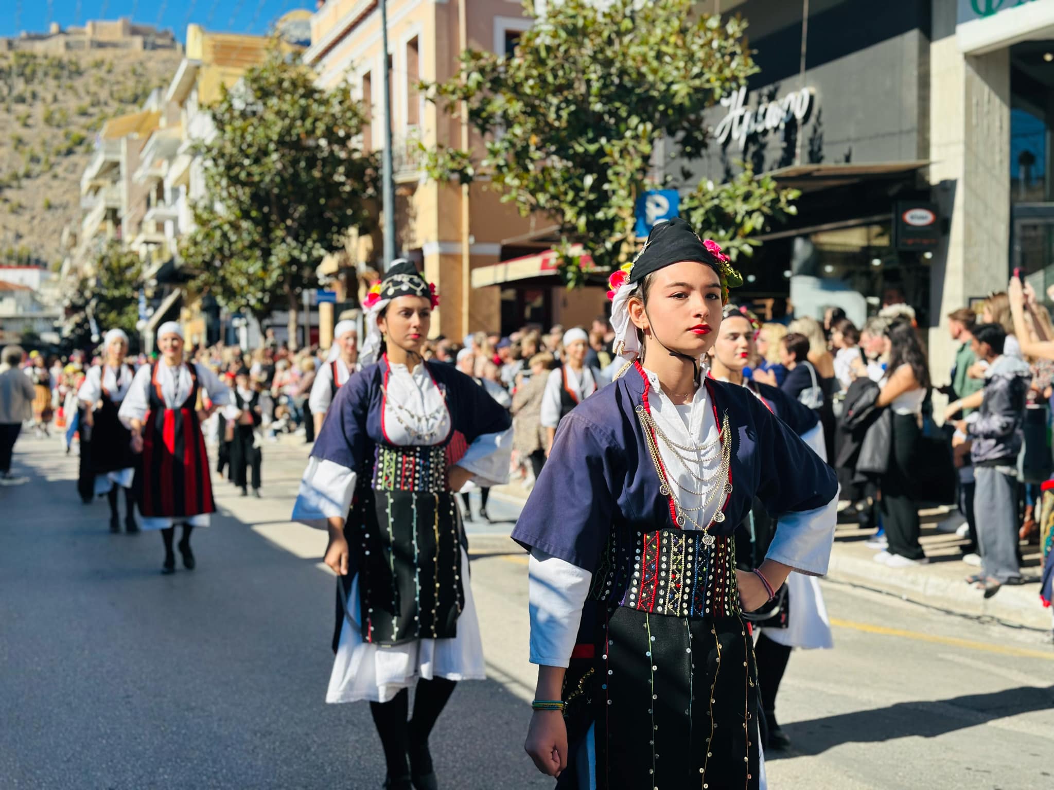 (Φώτο) Εικόνες από την παρέλαση για την 28η Οκτωβρίου στο Άργος